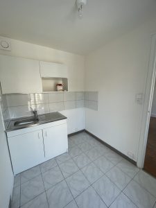 
                                                                            Studio – 28m2 – Quai Southampton