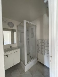
                                                                            Studio – 28m2 – Quai Southampton
