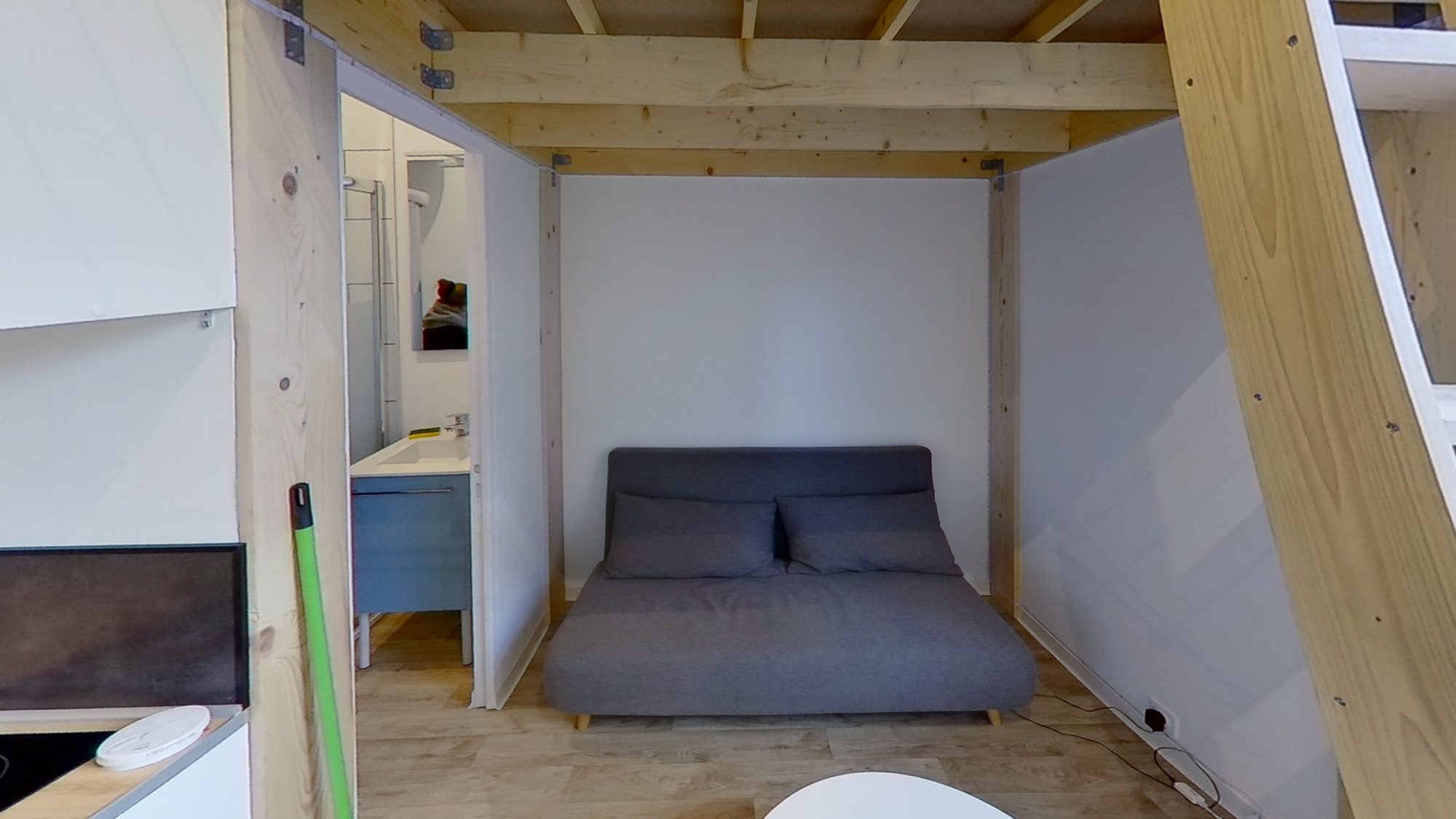 
                                                                            Studio tout compris – 11m2 – Université