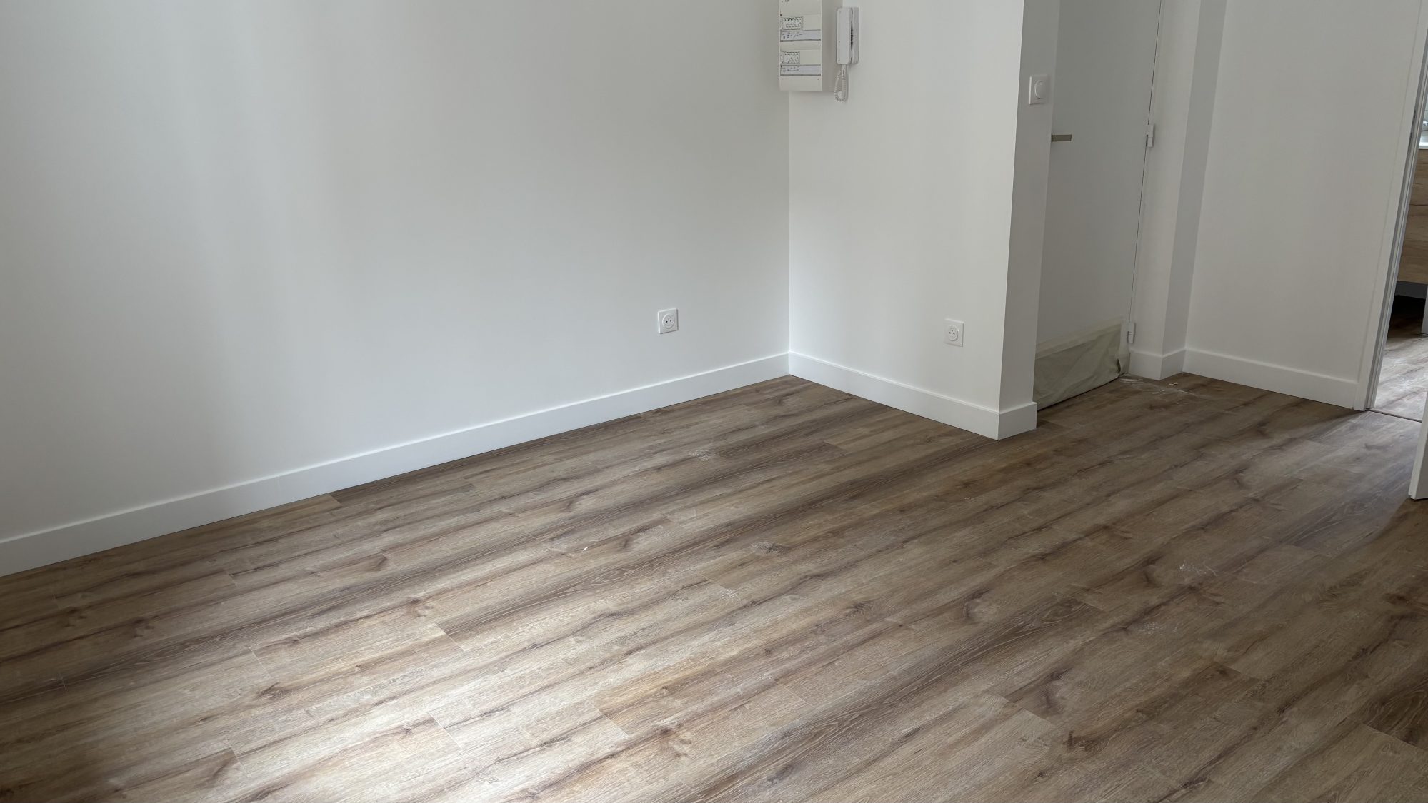 
                                                                            Studio – 25m2 – Anatole France / Danton