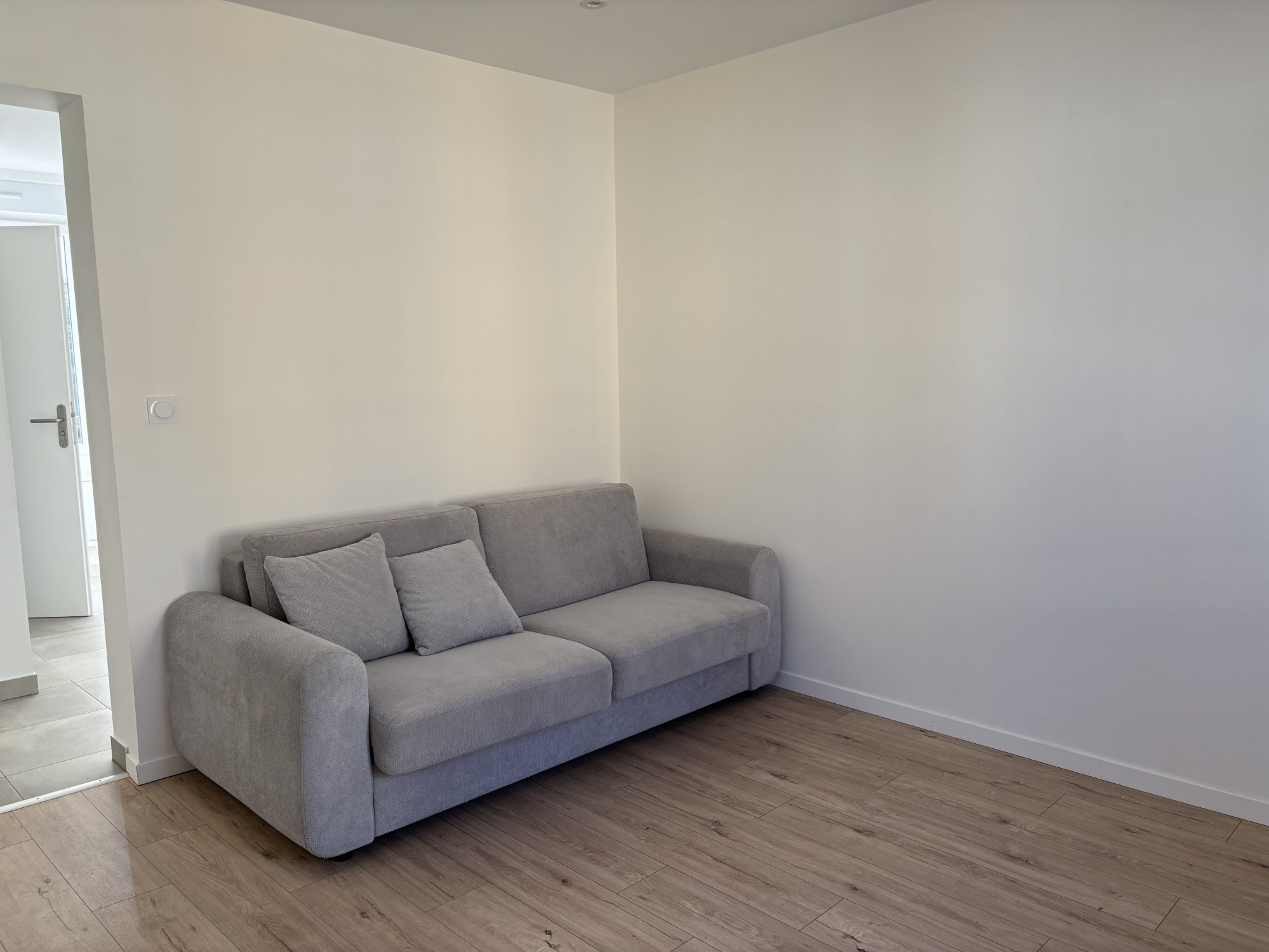 
                                                                            STUDIO – LE HAVRE –