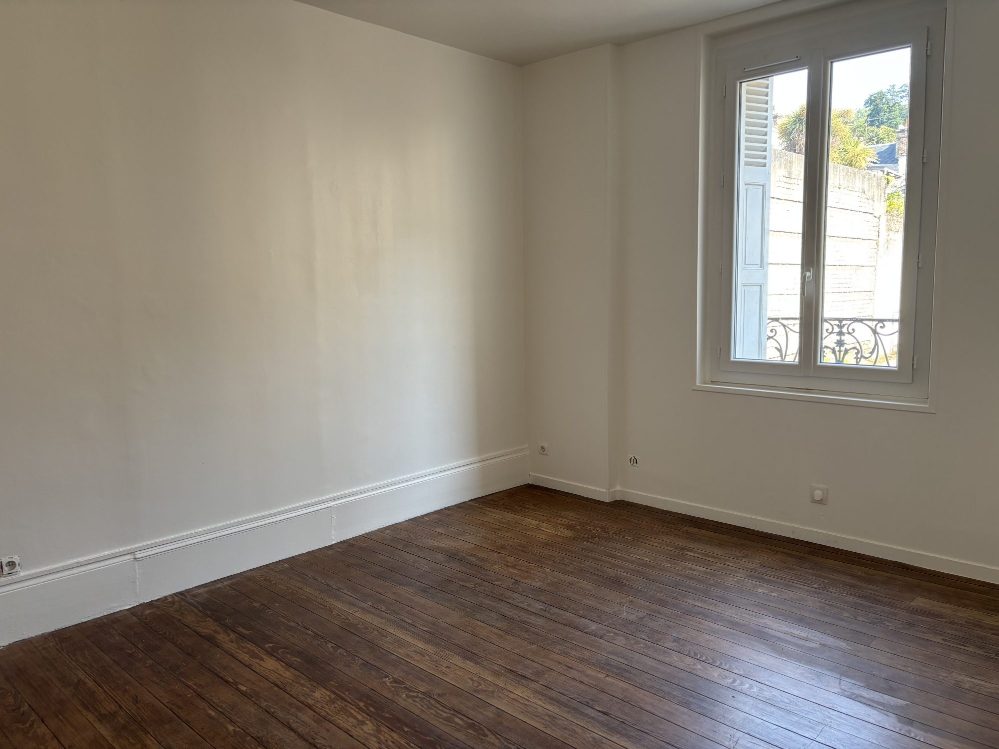 
                                                                            STUDIO – ROND POINT – 28M2